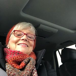 Meet your Posher, Sandra